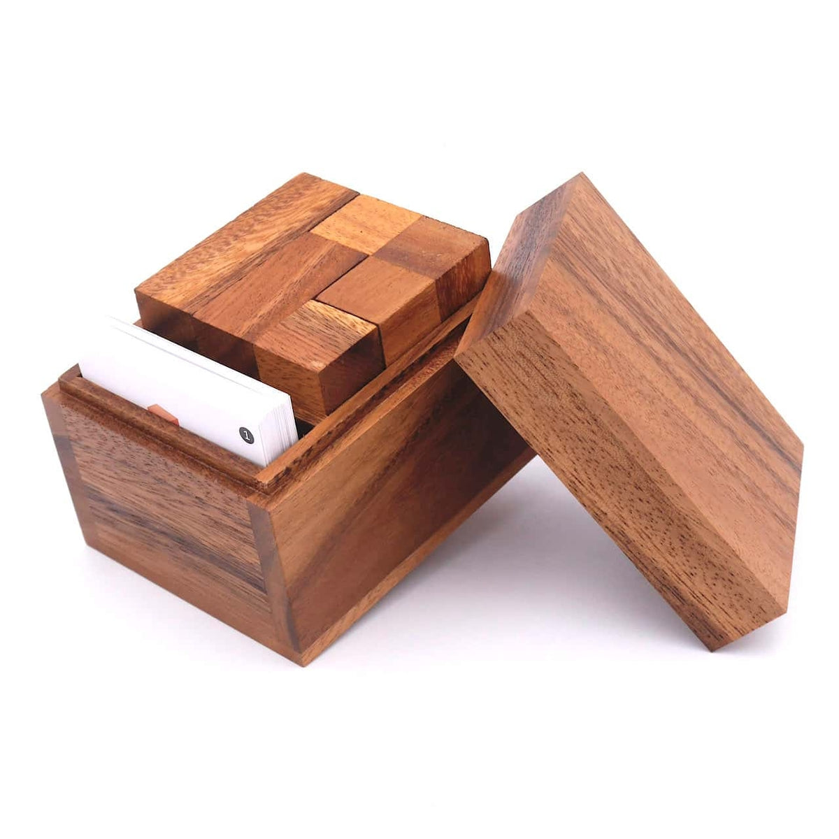 Soma Cubes - elegant, varied puzzle with 50 cards