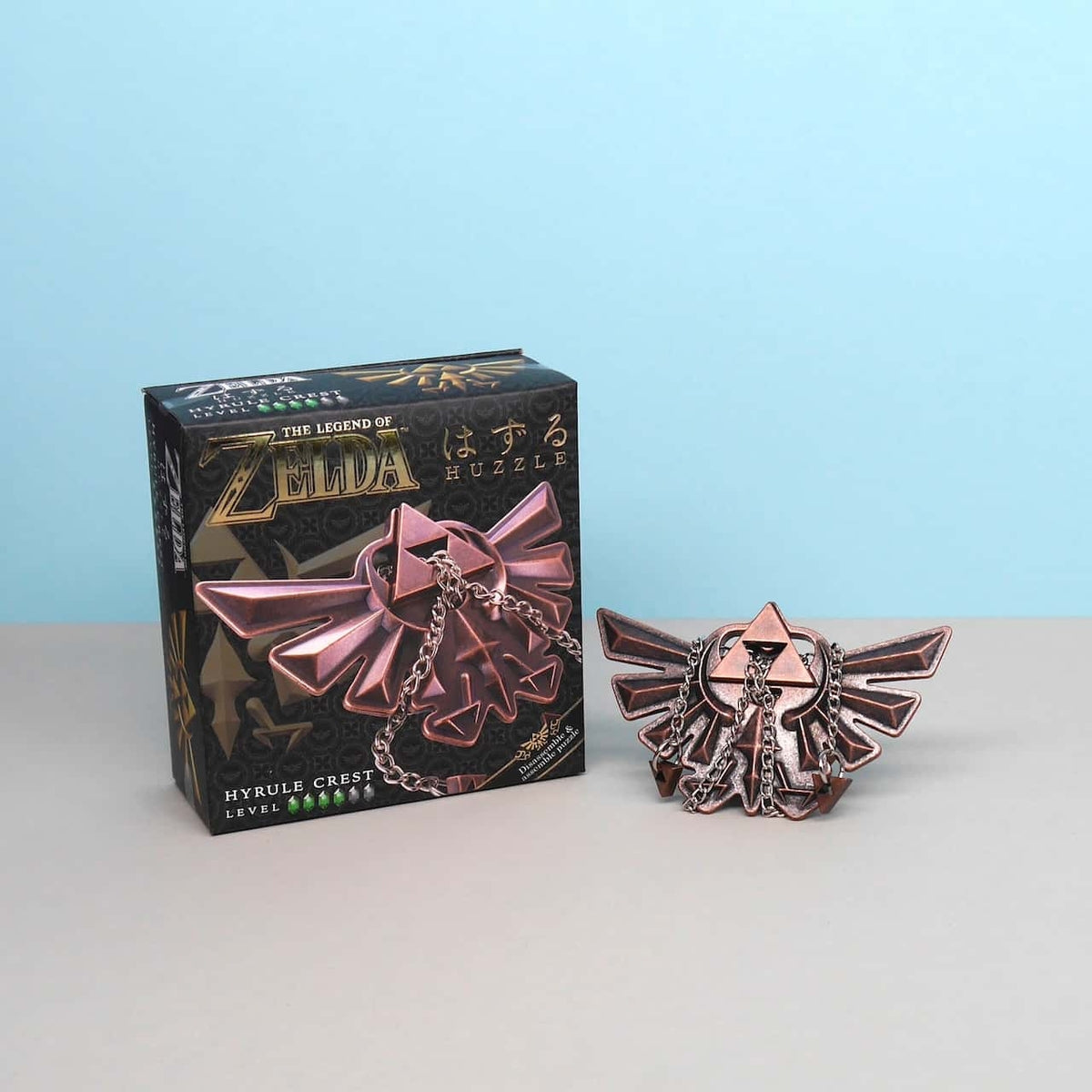 HUZZLE CAST HYRULE CREST