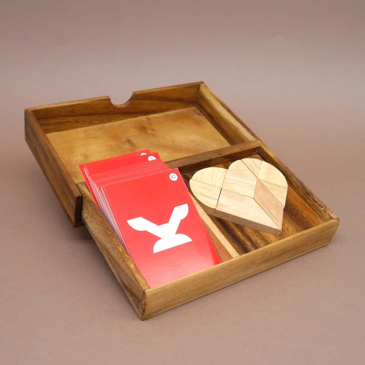 DOUBLE TANGRAM - a fun puzzle game for 2 people