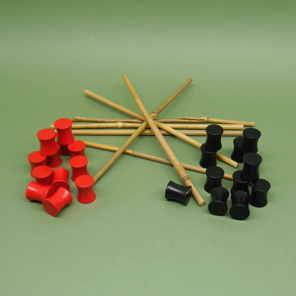 Spielmaterial des Brettspiels Linja – eine kreative Geschenkidee für gemeinsame Spieleabende.