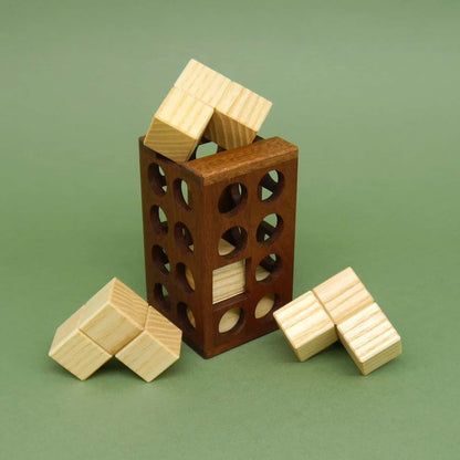 MINIMA TOWER - eine besonderes Packing-Puzzle