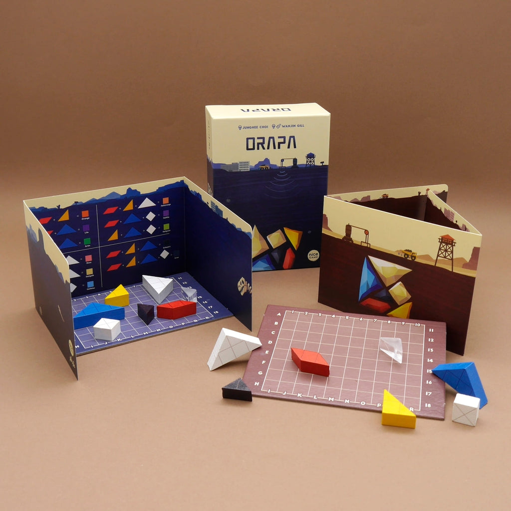 Orapa Kombinationsspiel mit zwei Spielbereichen, bunten Spielfiguren und kompakter Spielbox.