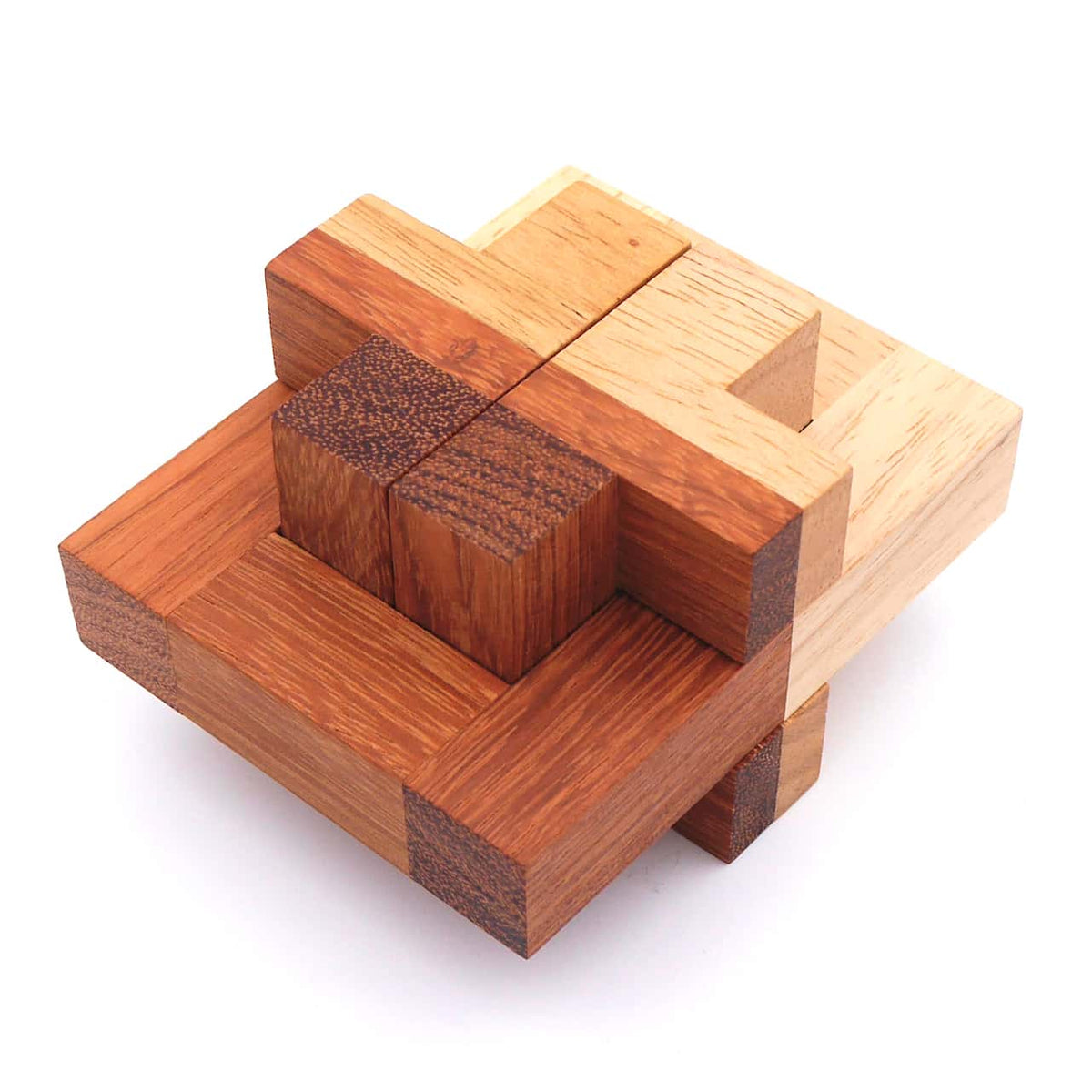 denkspiel-woodenpuzzle-iqpuzzle