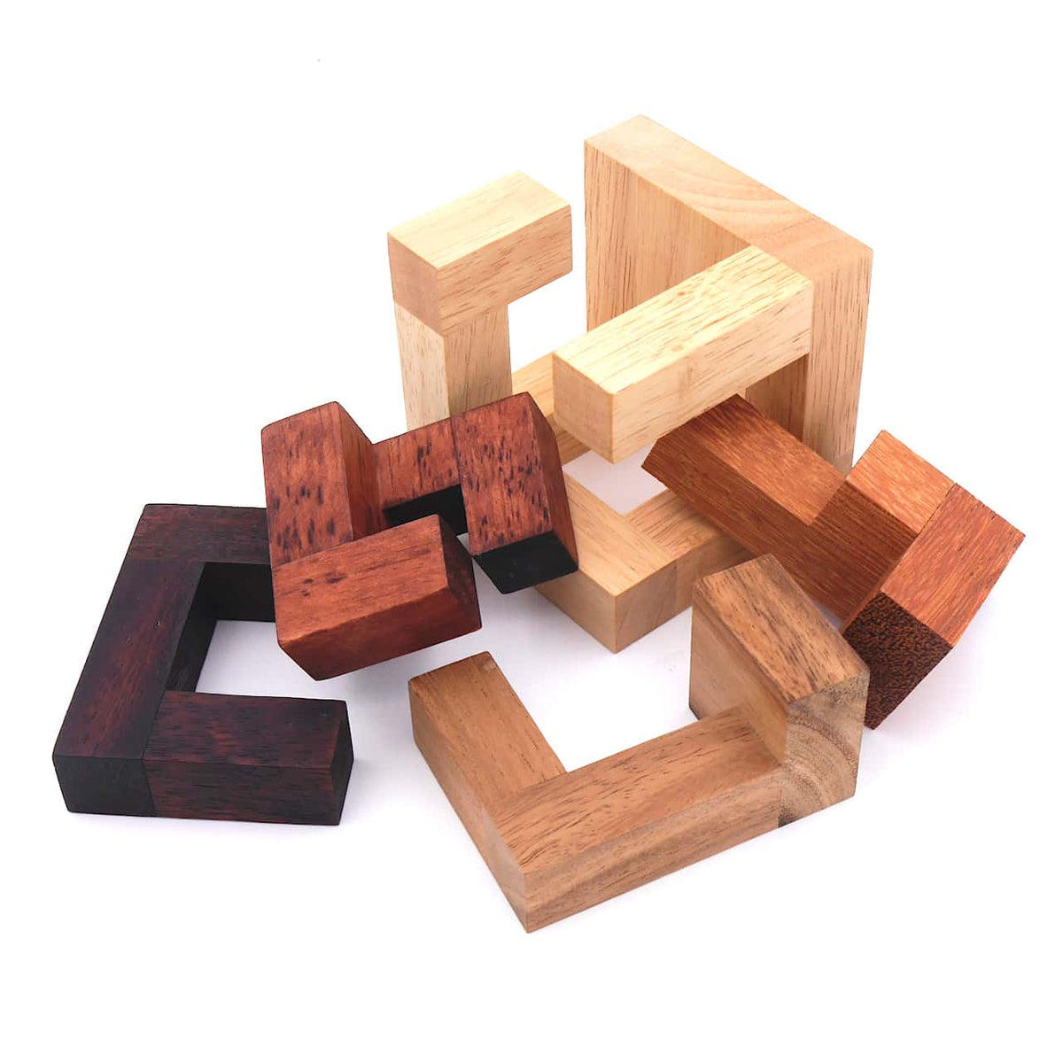 rombol-woodenpuzzle-romboldenkspiele